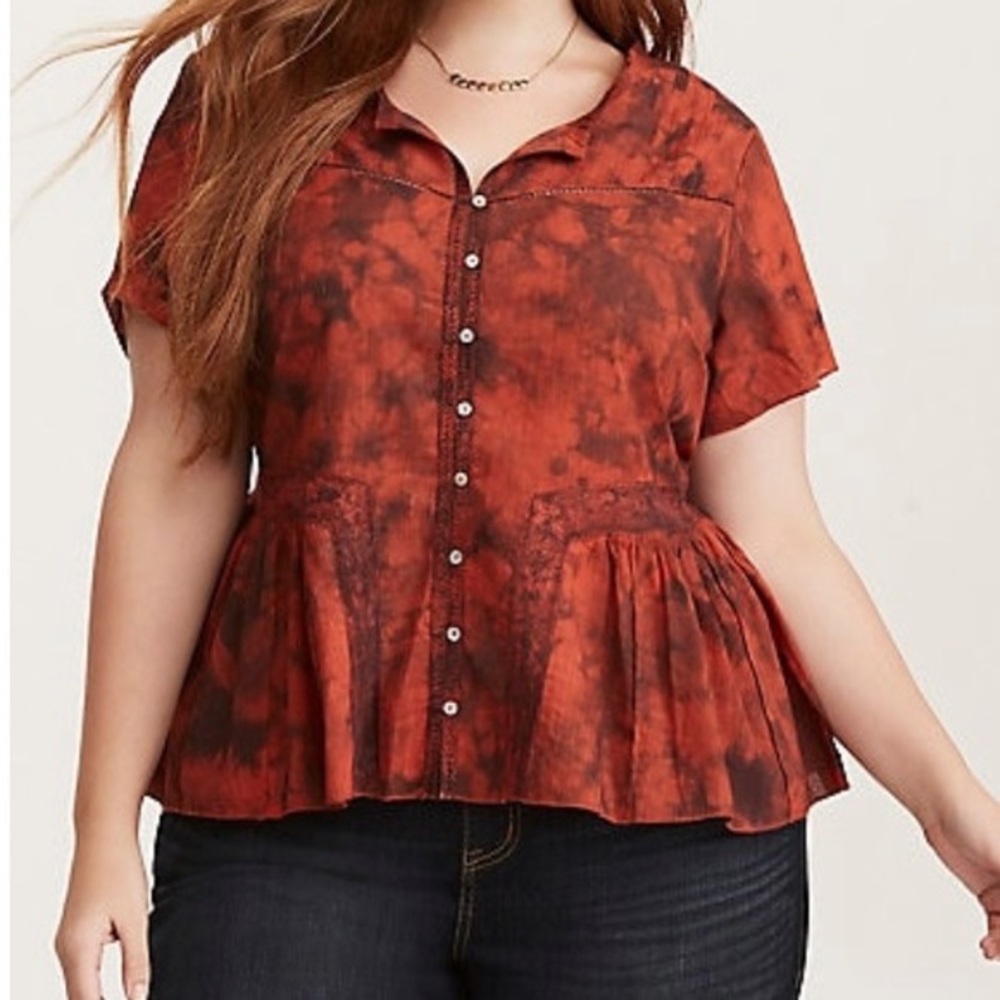 Torrid tie dye lace trim peplum blouse.